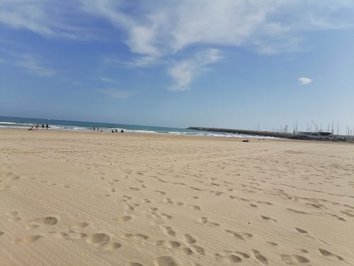 La playa enorme
