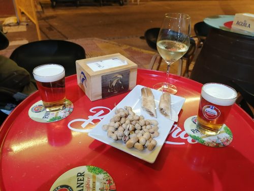 Beer and free tapas