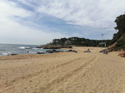 Beach where the walk starts
