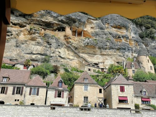  Fort troglodyte