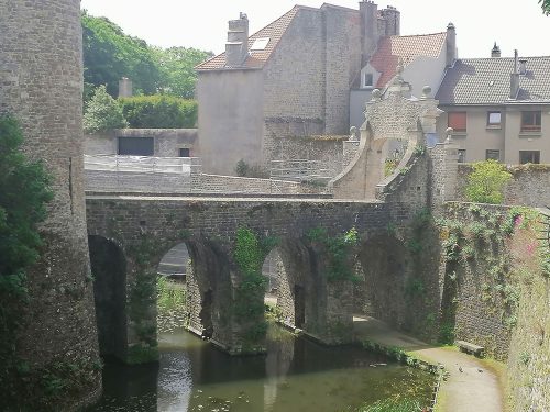 Puente para entrar al castillo