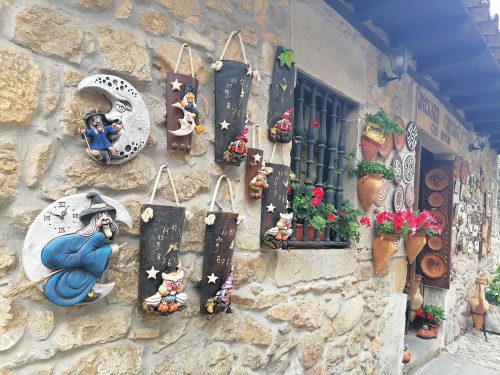 Shop of ceramic typical of this area