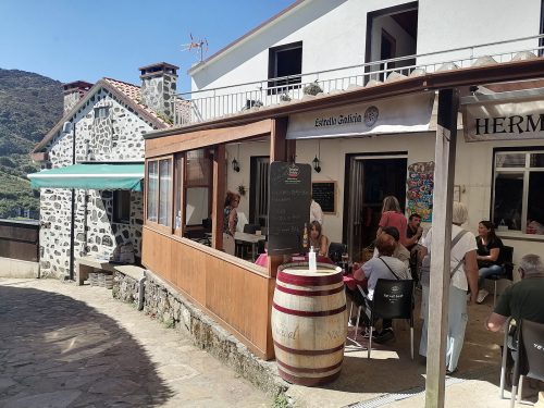 Bar tipico del pueblo