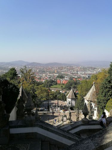 Vista de las escaleras desde arriba