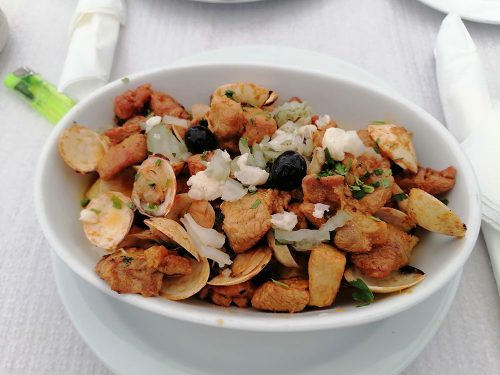 Pork and clams in the Alentejo way