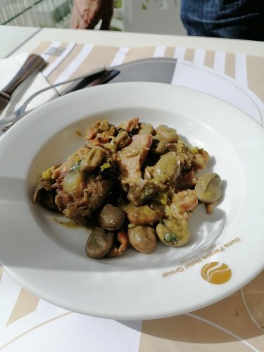 Broad beans and pork