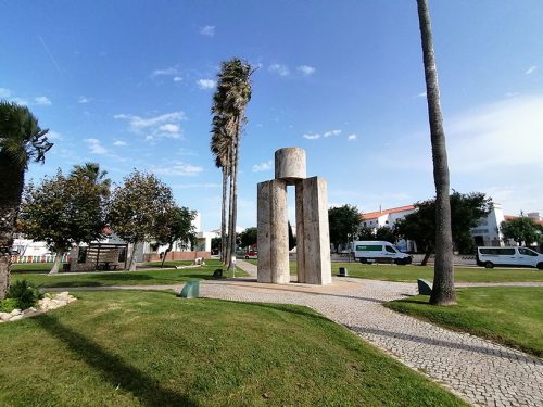 Antonio Matos sculpture