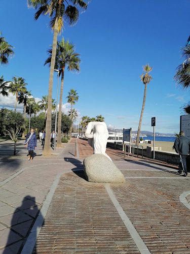 Julio Iglesias Avenue