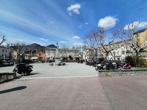 Plaza Marcel Sauvaire