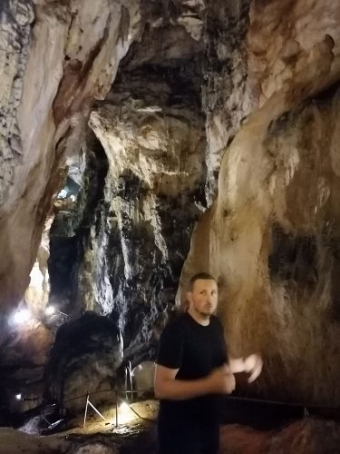 Marko giving explanations 