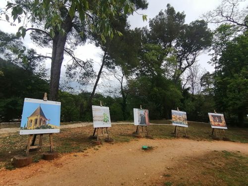 Exhibition of pictures