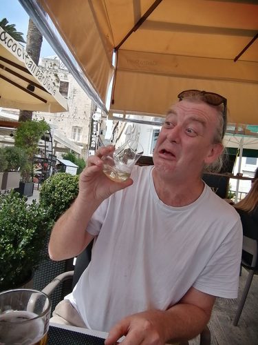 Ben trying Travarica