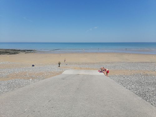 Bajada a la playa