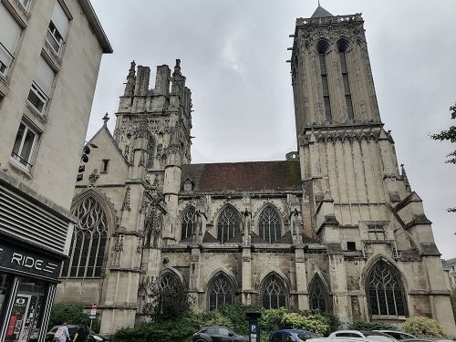 Parte de atrás de la iglesia