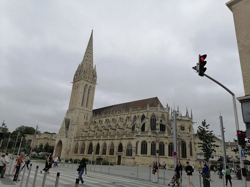 Iglesia de Saint-Pierre