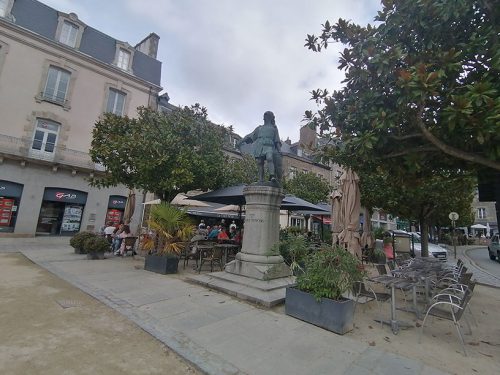 Town Hall Square