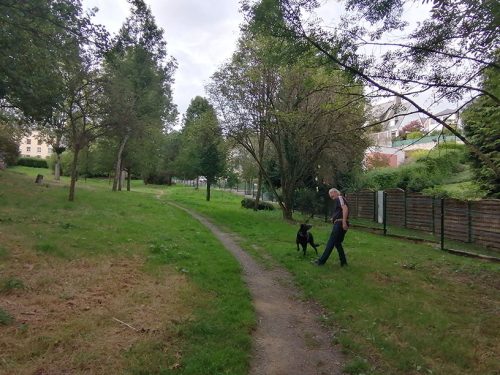 Park and path to the historic centre