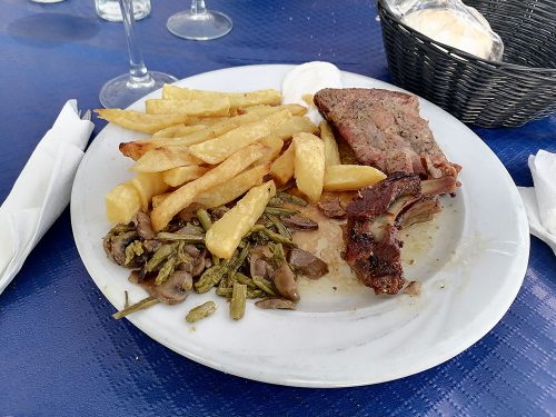 Steak with chips and mushrooms for Sham
