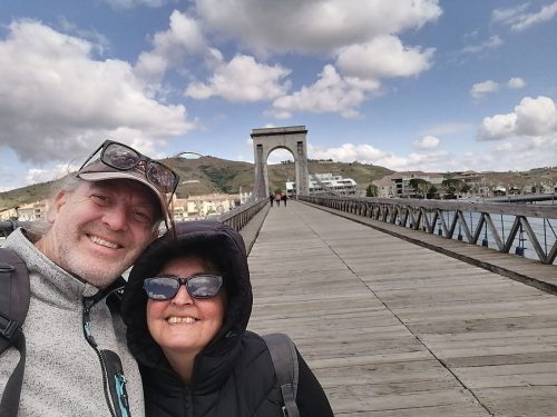 Cruzando el puente