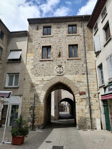 Puerta de Mauves