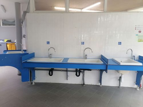 Washing dishies area