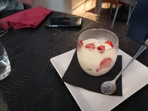 Cheese and strawberry tiramisu