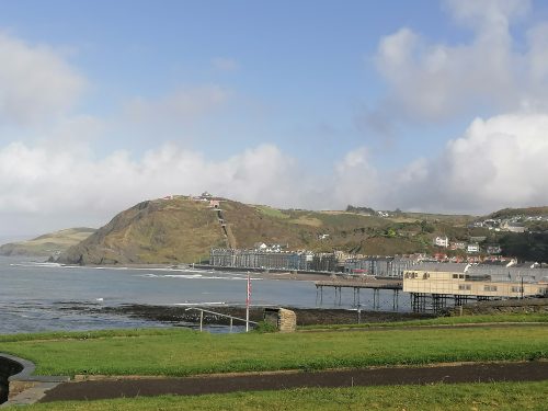 Vista de la Colina de la Constitución y su funicular