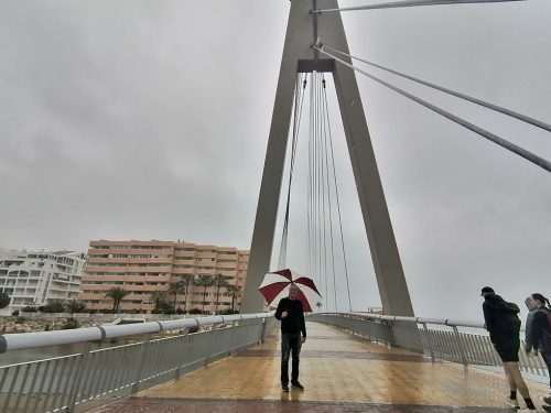 Cruzando el puente
