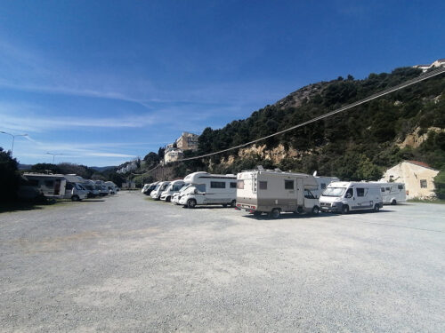 Entrada y vista del área 