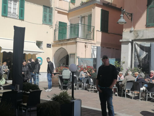 Cola en la panadería 