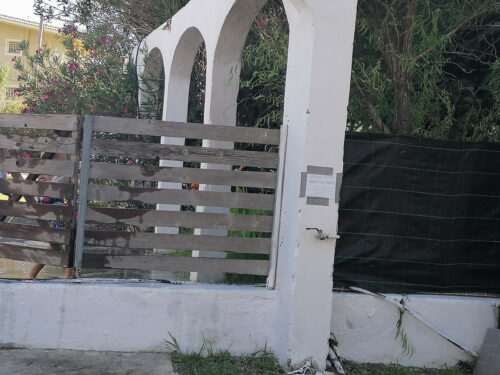 Agua potable junto a las duchas