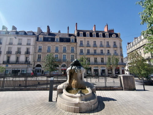 Jeunesse Fountain