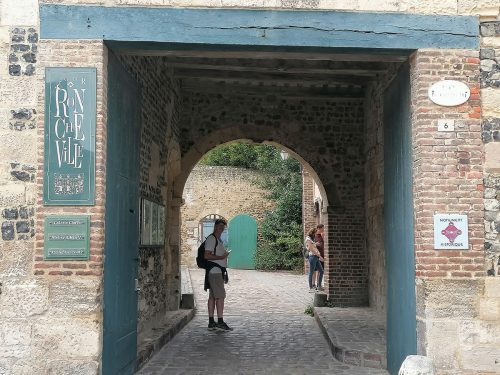 Entrance to the Street of the Little Butchers