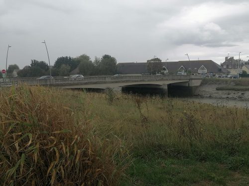Puente para cruzar al centro